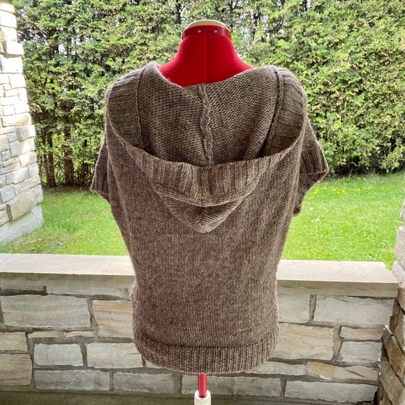 Comfortable sweater from American Eagle Outfitters - Picture 3 of 6